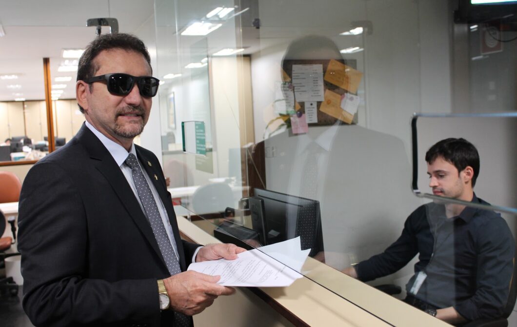 Consumidores de baixa renda terao isencao da taxa de iluminacao publica